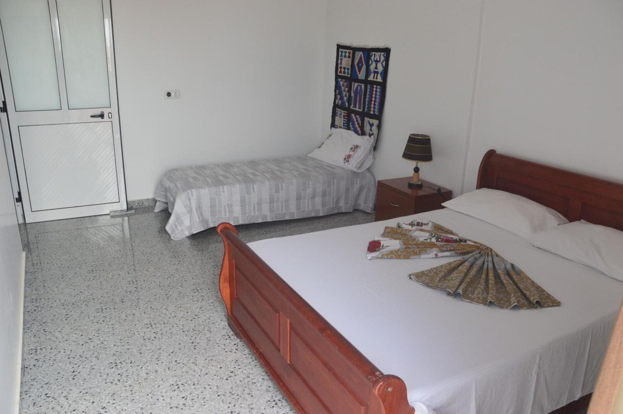 Casa Herminia Tarrafal  Buitenkant foto